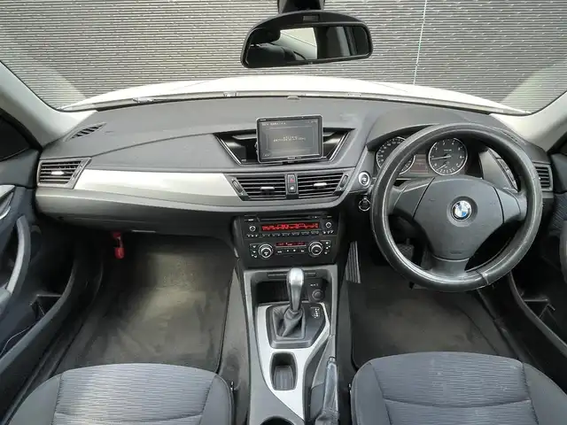 ＢＭＷ Ｘ１ sDrive 18i 大分県 2012(平24)年 19.9万km アルピンホワイトⅢ 社外ナビ/・フルセグTV/・バックカメラ/・CD/HIDヘッドライト/オートライト/ドアバイザー/取扱説明書/保証書