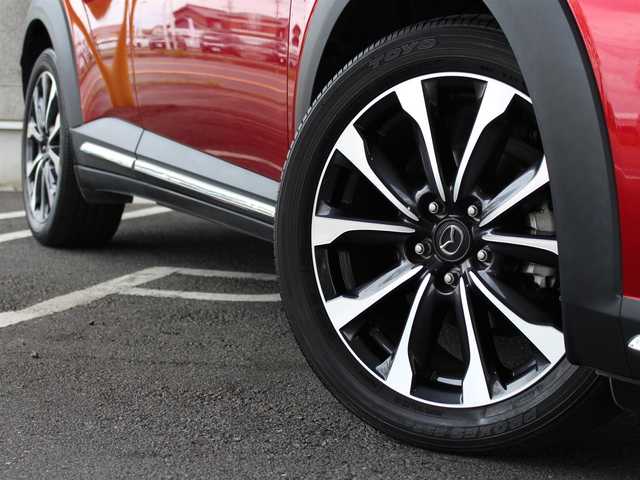 マツダ ＣＸ－３ 20S Lパッケージ 愛知県 2018(平30)年 1.7万km ソウルレッドクリスタルM ワンオーナー車/後期モデル/スマートキー＆プッシュスタート/マツダコネクトSDナビ/Bluetoothオーディオ/SD/USB/メーカーオプションフルセグTV＋CD/DVD/メーカーオプション360°ビューモニター＋/フロントパーキングセンサー/専用ホワイトレザーシート＆ホワイトインテリア/純正18インチアルミホイール/ヘッドアップディスプレイ/スマートシティブレーキサポート/レーダークルーズコントロール/パドルシフト/純正LEDヘッドランプ＆LEDフォグ/前席シートヒーター/電動パーキングブレーキ/取説/ナビ取説/保証書/スペアキーあり