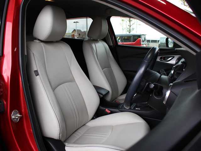 マツダ ＣＸ－３ 20S Lパッケージ 愛知県 2018(平30)年 1.7万km ソウルレッドクリスタルM ワンオーナー車/後期モデル/スマートキー＆プッシュスタート/マツダコネクトSDナビ/Bluetoothオーディオ/SD/USB/メーカーオプションフルセグTV＋CD/DVD/メーカーオプション360°ビューモニター＋/フロントパーキングセンサー/専用ホワイトレザーシート＆ホワイトインテリア/純正18インチアルミホイール/ヘッドアップディスプレイ/スマートシティブレーキサポート/レーダークルーズコントロール/パドルシフト/純正LEDヘッドランプ＆LEDフォグ/前席シートヒーター/電動パーキングブレーキ/取説/ナビ取説/保証書/スペアキーあり