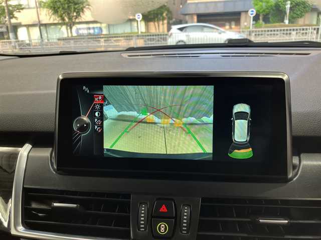 ＢＭＷ ２１８ｉ アクティブツアラー ラグジュアリー 東京都 2015(平27)年 4.4万km 紺 アクテゥブツアラーラグジャアリー/茶レザーシート/シートメモリー/電動シート/ヒーター/純正ナビゲーション/Bカメラ/ドライブレコーダー（前後）/ETC/フォグランプ（前後）/リアスポイラー/パワーバックドア/スポーツモード機能/SYNC （左右温度調整機能）/ドライビングアシスト/・レーンディパーチャーウォーニング/・前車接近警告機能/・衝突回避被害軽減ブレーキ/純正アルミホイール16インチ/純正フロアマット/メーカー保証書/取扱説明書/点検整備記録簿/・H27282931年R12345年/スマートキー