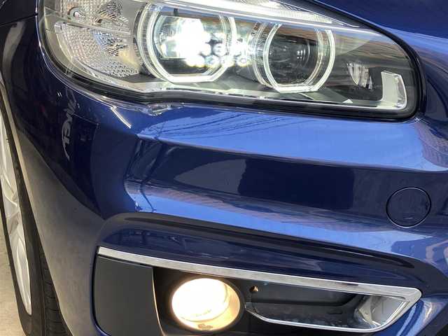 ＢＭＷ ２１８ｉ アクティブツアラー ラグジュアリー 東京都 2015(平27)年 4.4万km 紺 アクテゥブツアラーラグジャアリー/茶レザーシート/シートメモリー/電動シート/ヒーター/純正ナビゲーション/Bカメラ/ドライブレコーダー（前後）/ETC/フォグランプ（前後）/リアスポイラー/パワーバックドア/スポーツモード機能/SYNC （左右温度調整機能）/ドライビングアシスト/・レーンディパーチャーウォーニング/・前車接近警告機能/・衝突回避被害軽減ブレーキ/純正アルミホイール16インチ/純正フロアマット/メーカー保証書/取扱説明書/点検整備記録簿/・H27282931年R12345年/スマートキー
