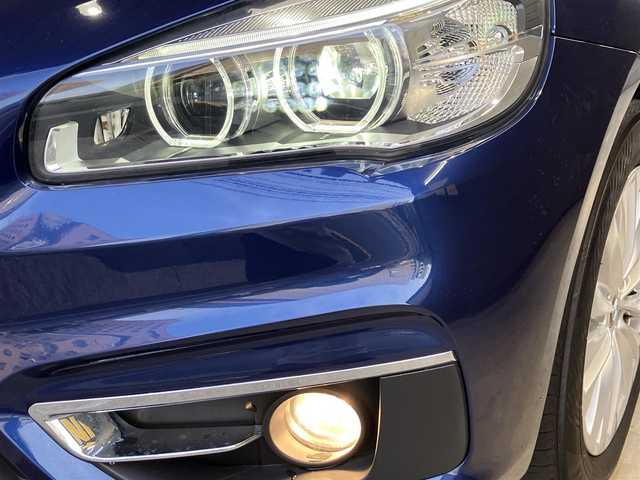 ＢＭＷ ２１８ｉ アクティブツアラー ラグジュアリー 東京都 2015(平27)年 4.4万km 紺 アクテゥブツアラーラグジャアリー/茶レザーシート/シートメモリー/電動シート/ヒーター/純正ナビゲーション/Bカメラ/ドライブレコーダー（前後）/ETC/フォグランプ（前後）/リアスポイラー/パワーバックドア/スポーツモード機能/SYNC （左右温度調整機能）/ドライビングアシスト/・レーンディパーチャーウォーニング/・前車接近警告機能/・衝突回避被害軽減ブレーキ/純正アルミホイール16インチ/純正フロアマット/メーカー保証書/取扱説明書/点検整備記録簿/・H27282931年R12345年/スマートキー