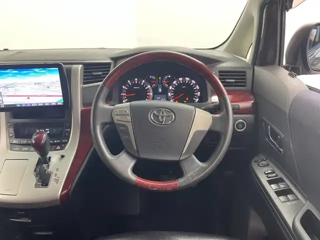 トヨタ ヴェルファイア 2．4Z 群馬県 2008(平20)年 10.5万km ボルドーマイカメタリック サンルーフ　純正９型後席モニター　社外９型ナビ　フルセグＴＶ　バックカメラ　両側電動スライドドア　オートライト　ＨＩＤヘットライト　電動格納ミラー　前後ドラレコ　社外テールランプ　ＥＴＣ　スマートキー
