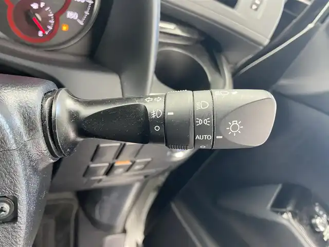 トヨタ アルファード S タイプゴールド 福井県 2020(令2)年 5.2万km ホワイトパールクリスタルシャイン サンルーフ/デジタルルームミラー/純正フリップダウンモニター/純正ナビ/【フルセグ/CD/DVD/Bluetooth】/バックカメラ/ETC/衝突被害軽減システム/レーンキープアシスト/ブラインドスポットモニター/レーダークルーズコントロール/電動パーキングブレーキ/オートブレーキホールド/ＬＥＤライト＆フォグライト/オートライト/オートハイビーム/革巻きステアリング/ステアリングスイッチ/前方ドライブレコーダー/後席オットマン/革巻きステアリング/ステアリングスイッチ/W＋サイドエアバックSRS＋ABS/保証書/取扱説明書