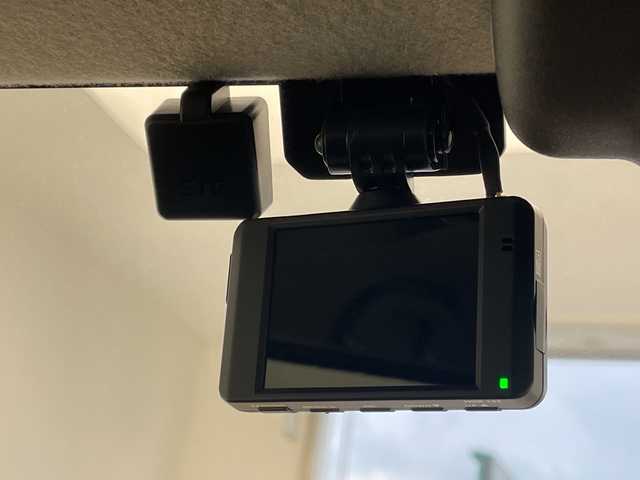 スズキ ハスラー Jスタイル Ⅱ 沖縄県 2017(平29)年 8.5万km アクティブイエロー/ブラック2トーンルーフ 禁煙車　/純正ナビ　（KXM-E501W）/（フルセグTV　DVD　Bluetooth　SD　ラジオ）/ETC/衝突軽減装置　/横滑り防止装置　/レーンキープアシスト　/アイドリングストップ　/ドライブレコーダー/ハーフレザーシート/シートヒーター　/オートエアコン　/スマートキー/プッシュスタート/オートライト/純正フロアマット/純正アルミホイール