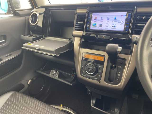 スズキ ハスラー Jスタイル Ⅱ 沖縄県 2017(平29)年 8.5万km アクティブイエロー/ブラック2トーンルーフ 禁煙車　/純正ナビ　（KXM-E501W）/（フルセグTV　DVD　Bluetooth　SD　ラジオ）/ETC/衝突軽減装置　/横滑り防止装置　/レーンキープアシスト　/アイドリングストップ　/ドライブレコーダー/ハーフレザーシート/シートヒーター　/オートエアコン　/スマートキー/プッシュスタート/オートライト/純正フロアマット/純正アルミホイール