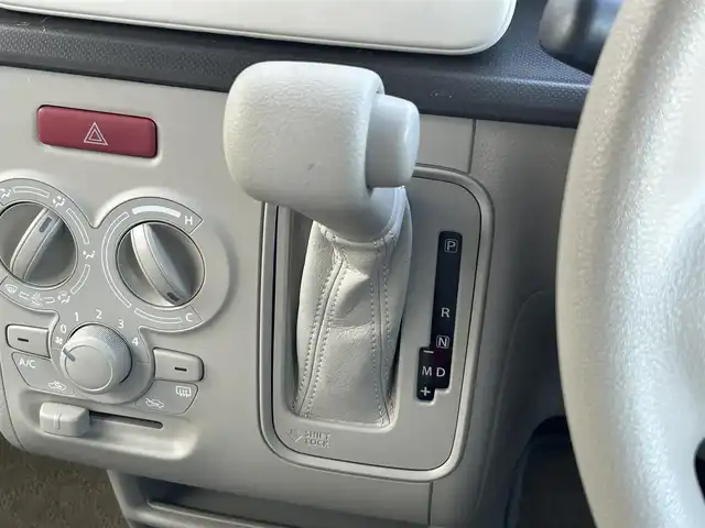 スズキ ラパン G 静岡県 2017(平29)年 3.2万km パールホワイト ケンウッドナビ/FM/AM/CD/DVD/SD/ワンセグ/USB/iPod/レーダーブレーキサポート/MTモード付AT/スマートキー/プッシュスタート/横滑り防止システム/衝突軽減システム/エアバッグ/パワーステアリング/純正14SW