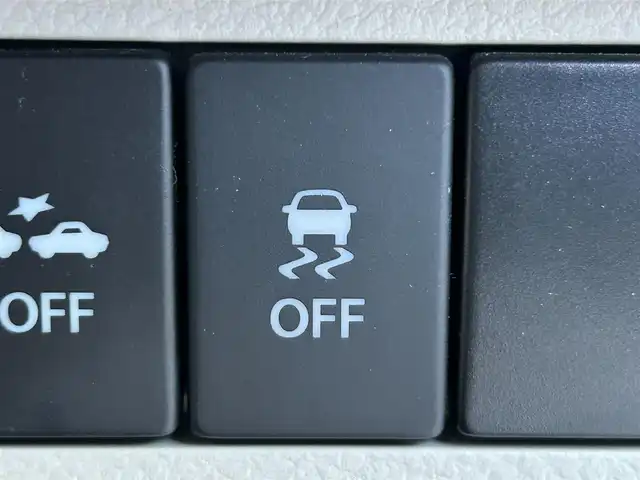 スズキ ラパン G 静岡県 2017(平29)年 3.2万km パールホワイト ケンウッドナビ/FM/AM/CD/DVD/SD/ワンセグ/USB/iPod/レーダーブレーキサポート/MTモード付AT/スマートキー/プッシュスタート/横滑り防止システム/衝突軽減システム/エアバッグ/パワーステアリング/純正14SW