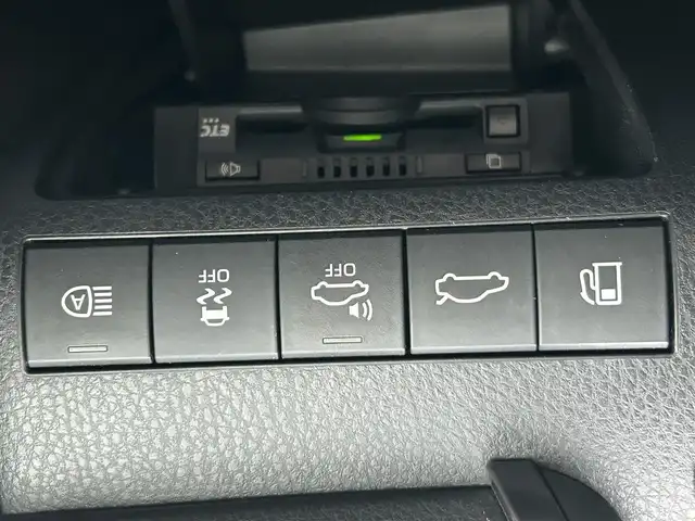 車両画像16