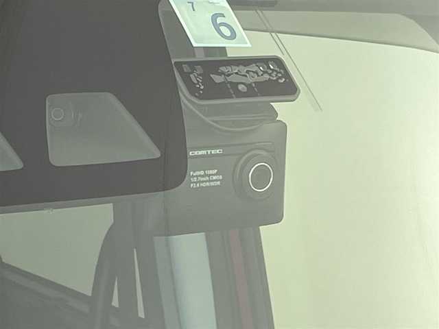 トヨタ ルーミー カスタムG 群馬県 2020(令2)年 3万km マゼンタベリーマイカM 社外７インチナビ　パノラマモニター　両側パワースライドドア　クルーズコントロール　ＬＥＤライト　シートヒーター　純正１４インチＡＷ　ステアリングリモコン　スマートキー　ＥＴＣ　ドラレコ　禁煙車