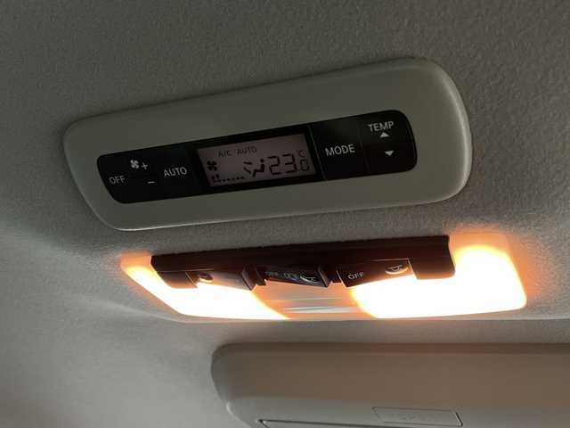 日産 セレナ e－パワー ハイウェイスター V 福岡県 2021(令3)年 3.2万km ダイヤモンドブラック 純正ナビ/全方位カメラ/フルセグTV/（AM/FM/BT）/純正フリップダウンモニター/日産コネクト/両側パワースライド/デジタルインナーミラー/BSM/ETC/コーナーセンサー/オートライト/純正AW16インチ/純正フロアマット/プッシュスタート/スマートキー/スペアキー有