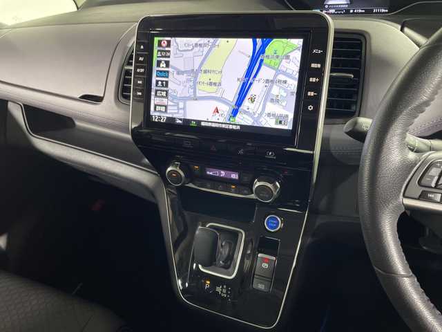 日産 セレナ e－パワー ハイウェイスター V 福岡県 2021(令3)年 3.2万km ダイヤモンドブラック 純正ナビ/全方位カメラ/フルセグTV/（AM/FM/BT）/純正フリップダウンモニター/日産コネクト/両側パワースライド/デジタルインナーミラー/BSM/ETC/コーナーセンサー/オートライト/純正AW16インチ/純正フロアマット/プッシュスタート/スマートキー/スペアキー有