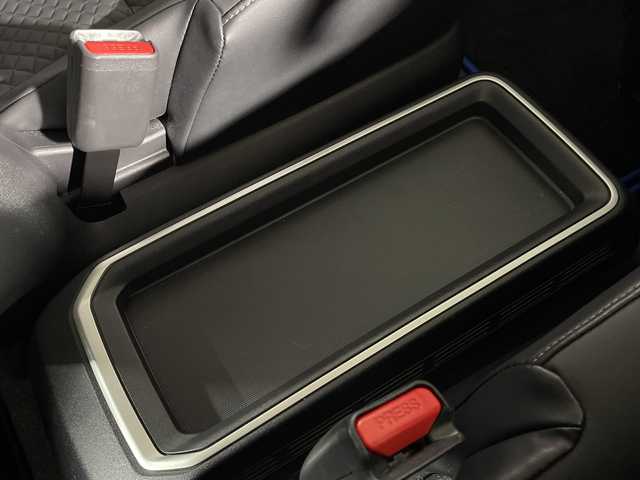 日産 セレナ e－パワー ハイウェイスター V 福岡県 2021(令3)年 3.2万km ダイヤモンドブラック 純正ナビ/全方位カメラ/フルセグTV/（AM/FM/BT）/純正フリップダウンモニター/日産コネクト/両側パワースライド/デジタルインナーミラー/BSM/ETC/コーナーセンサー/オートライト/純正AW16インチ/純正フロアマット/プッシュスタート/スマートキー/スペアキー有