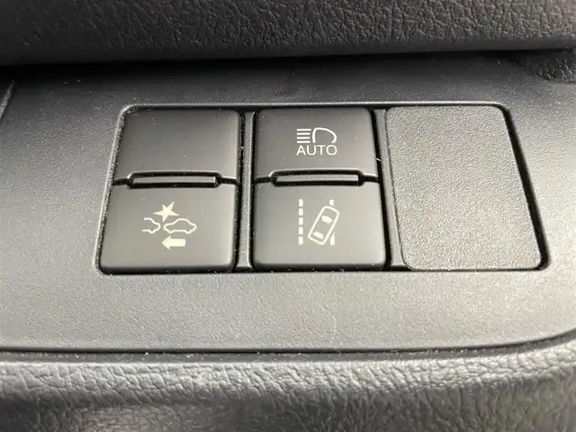 トヨタ シエンタ ハイブリッド ファンベースG クエロ 富山県 2021(令3)年 4.7万km ヴィンテージブラウンパールクリスタルシャイン/ホワイトパールクリスタルシャイン ワンオーナー/純正SDナビ【NSZT-Y68T】/（AM/FM/CD/DVD/SD/USB/BT)/フルセグTV/バックカメラ/社外AW付き冬タイヤ積込/両側パワースライドドア/衝突軽減システム/クルーズコントロール/レーンキープアシスト/コーナーセンサー前後/オートマチックハイビーム/LEDヘッドライト/パーキングサポートブレーキ/先行車お知らせ機能/リヤシートリマインダー/横滑り防止装置/盗難防止装置/ETC/ハーフレザー/社外15インチAW/3列シート/フロアマット純正/センターコンソール/フォグランプ/保証書/取扱説明書