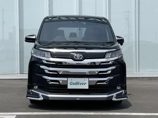 トヨタ ノア S－Z 神奈川県 2023(令5)年 1万km アティチュードブラックマイカ 純正ＳＤナビ　/ドラレコ前後　/ＥＴＣ２．０　/ＡＢＳ　/レーダークルーズコントロール　/ドアバイザー　/レーンキープアシスト/シートヒーター　/エアロパーツ　/ＡｐｐｌｅＣａｒＰｌａｙ　/コーナーセンサー/LEDヘッドライト/ABS/横滑り防止装置/オートライト/オートマチックハイビーム/カーテンエアバッグ