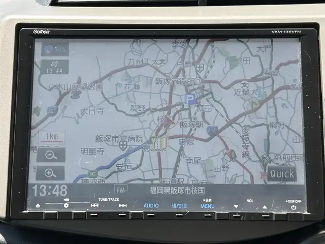 ホンダ フィット ハイブリット スマート セレクション 福岡県 2012(平24)年 6.2万km アラバスターシルバーメタリック 純正ディーラーナビ/　（TV、DVD、CD、）/ビルトインETC/クルーズコントロール/クリアランスソナー/横滑り防止装置/ステアリングボタン/フロントデザイアースイッチ/スマートキー/純正マット/ドアバイザー/保証書/取扱説明書
