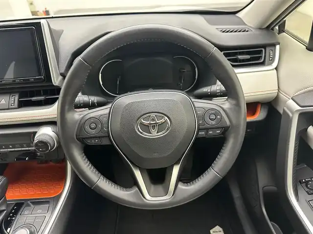 トヨタ ＲＡＶ４ アドベンチャー 兵庫県 2020(令2)年 3.6万km アッシュグレーメタリック/アーバンカーキ 純正SDナビ(CD/DVD/SD/Bt/フルセグ)/・NSZT-Y68T/バックカメラ/HDMI/トヨタセーフティセンス/ACC/LDA/PCS/オートハイビーム/レザーシート/パワーシート/シートヒーター/ベンチレーション/ステアリングヒーター/ビルトインETC/コーナーセンサー/LEDヘッドライト/フォグライト /純正19インチAW