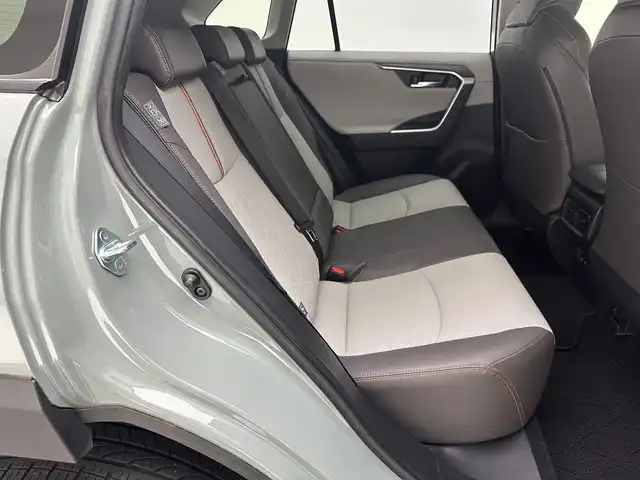 トヨタ ＲＡＶ４ アドベンチャー 兵庫県 2020(令2)年 3.6万km アッシュグレーメタリック/アーバンカーキ 純正SDナビ(CD/DVD/SD/Bt/フルセグ)/・NSZT-Y68T/バックカメラ/HDMI/トヨタセーフティセンス/ACC/LDA/PCS/オートハイビーム/レザーシート/パワーシート/シートヒーター/ベンチレーション/ステアリングヒーター/ビルトインETC/コーナーセンサー/LEDヘッドライト/フォグライト /純正19インチAW