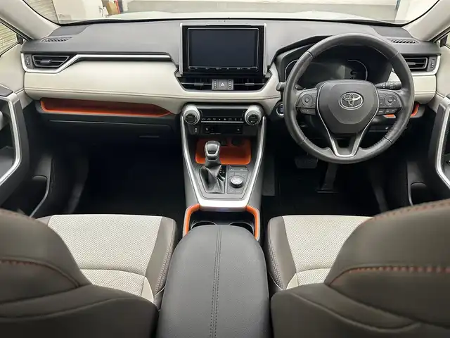 トヨタ ＲＡＶ４ アドベンチャー 兵庫県 2020(令2)年 3.6万km アッシュグレーメタリック/アーバンカーキ 純正SDナビ(CD/DVD/SD/Bt/フルセグ)/・NSZT-Y68T/バックカメラ/HDMI/トヨタセーフティセンス/ACC/LDA/PCS/オートハイビーム/レザーシート/パワーシート/シートヒーター/ベンチレーション/ステアリングヒーター/ビルトインETC/コーナーセンサー/LEDヘッドライト/フォグライト /純正19インチAW