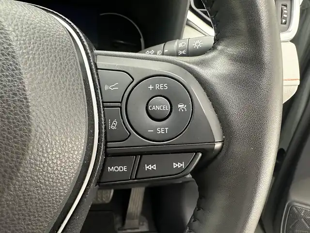 トヨタ ＲＡＶ４ アドベンチャー 兵庫県 2020(令2)年 3.6万km アッシュグレーメタリック/アーバンカーキ 純正SDナビ(CD/DVD/SD/Bt/フルセグ)/・NSZT-Y68T/バックカメラ/HDMI/トヨタセーフティセンス/ACC/LDA/PCS/オートハイビーム/レザーシート/パワーシート/シートヒーター/ベンチレーション/ステアリングヒーター/ビルトインETC/コーナーセンサー/LEDヘッドライト/フォグライト /純正19インチAW