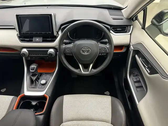 トヨタ ＲＡＶ４ アドベンチャー 兵庫県 2020(令2)年 3.6万km アッシュグレーメタリック/アーバンカーキ 純正SDナビ(CD/DVD/SD/Bt/フルセグ)/・NSZT-Y68T/バックカメラ/HDMI/トヨタセーフティセンス/ACC/LDA/PCS/オートハイビーム/レザーシート/パワーシート/シートヒーター/ベンチレーション/ステアリングヒーター/ビルトインETC/コーナーセンサー/LEDヘッドライト/フォグライト /純正19インチAW