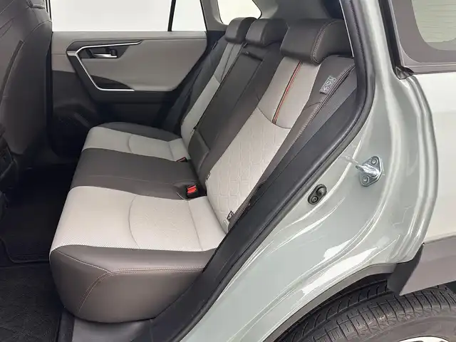 トヨタ ＲＡＶ４ アドベンチャー 兵庫県 2020(令2)年 3.6万km アッシュグレーメタリック/アーバンカーキ 純正SDナビ(CD/DVD/SD/Bt/フルセグ)/・NSZT-Y68T/バックカメラ/HDMI/トヨタセーフティセンス/ACC/LDA/PCS/オートハイビーム/レザーシート/パワーシート/シートヒーター/ベンチレーション/ステアリングヒーター/ビルトインETC/コーナーセンサー/LEDヘッドライト/フォグライト /純正19インチAW