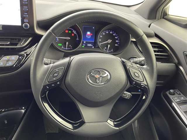 トヨタ Ｃ－ＨＲ G モード ネロ セーフティプラス 佐賀県 2020(令2)年 6.2万km ホワイトパールクリスタルシャイン 禁煙車　/純正８インチディスプレイオーディオ（ＡｐｐｌＣａｒＰｌａｙ・ＢＴ）　全周囲カメラ　/ＥＴＣ　/前後クリアランスソナー　/モデリスタフルエアロ　/Toyota Safety Sense/・プリクラッシュセーフティ/・レーントレーシングアシスト/・オートマチックハイビーム/・レーダークルーズコントロール/・ロードサインアシスト/・ブラインドスポットモニター/横滑り防止/ハーフレザーシート/純正フロアマット/純正１８インチAW/オートライト/LEDヘッドライト/フォグライト/スマートキー/プッシュスタート/保証書/取扱説明書