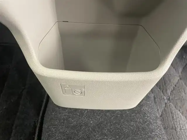 ダイハツ キャスト スタイル G VS SAⅢ 愛知県 2020(令2)年 2万km ダークエメラルドマイカ 純正ナビ　全方位カメラ　シートヒーター　フルセグＴＶ　Ｂｌｕｅｔｏｏｔｈ　純正ドラレコ　スマアシIII　衝突軽減装置　車線逸脱　誤発進抑　ＬＥＤオートライト　フォグランプ　純正フロアマット　ドアバイザー