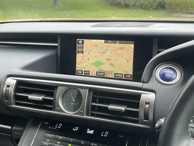 レクサス ＩＳ 300h バージョンL 静岡県 2013(平25)年 10.7万km スターライトブラックガラスフレーク ワンオーナー/純正ナビ/地デジ/Bカメラ/ビルトインＥＴＣ/クルコン　/前席シートヒーター／シートクーラー　/前席パワーシート/スマートキー /スペアキー/カードキー/取扱説明書/記録簿