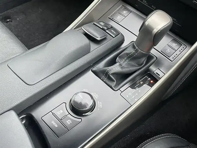 レクサス ＩＳ 300h バージョンL 静岡県 2013(平25)年 10.7万km スターライトブラックガラスフレーク ワンオーナー/純正ナビ/地デジ/Bカメラ/ビルトインＥＴＣ/クルコン　/前席シートヒーター／シートクーラー　/前席パワーシート/スマートキー /スペアキー/カードキー/取扱説明書/記録簿
