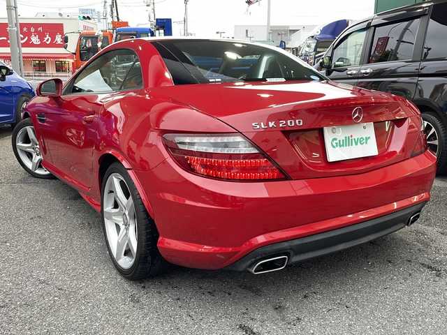 メルセデス・ベンツ ＳＬＫ２００ ブルーエフィシェンシースポーツ 東京都 2012(平24)年 3万km ファイアオパール ワンオーナー/ダイナミックハンドリングパッケージ/リバース連動電動格納ドアミラー/ステアリングスイッチ/革シート/パワーシート（運転席/助手席）/シートヒーター（運転席/助手席）/ETC/HIDヘッドライト/新車時保証書/ナビ/車両取扱説明書