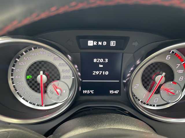 メルセデス・ベンツ ＳＬＫ２００ ブルーエフィシェンシースポーツ 東京都 2012(平24)年 3万km ファイアオパール ワンオーナー/ダイナミックハンドリングパッケージ/リバース連動電動格納ドアミラー/ステアリングスイッチ/革シート/パワーシート（運転席/助手席）/シートヒーター（運転席/助手席）/ETC/HIDヘッドライト/新車時保証書/ナビ/車両取扱説明書
