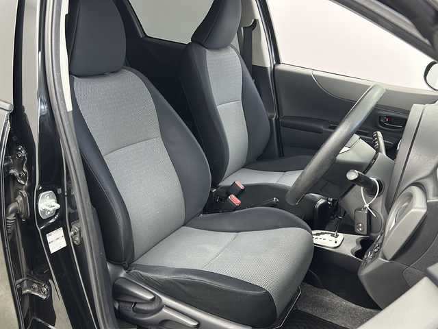 トヨタ ヴィッツ F スマイルエディション 大阪府 2012(平24)年 5万km ブラックマイカ ワンオーナー/純正ナビ/(ワンセグTV/AM/FM/CD/DVD/BT)/前方ドライブレコーダー/ETC/ABS/盗難防止装置/オートライト/オートエアコン/電動格納ミラー/ISOFIX/エンジンスタートボタン/純正フロアマット/スマートキー/保証書/取扱説明書