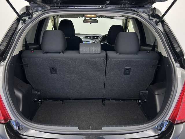 トヨタ ヴィッツ F スマイルエディション 大阪府 2012(平24)年 5万km ブラックマイカ ワンオーナー/純正ナビ/(ワンセグTV/AM/FM/CD/DVD/BT)/前方ドライブレコーダー/ETC/ABS/盗難防止装置/オートライト/オートエアコン/電動格納ミラー/ISOFIX/エンジンスタートボタン/純正フロアマット/スマートキー/保証書/取扱説明書