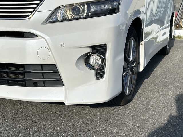 トヨタ ヴェルファイア 2．4Z ゴールデンアイズⅡ 福島県 2014(平26)年 10.3万km ホワイトパールクリスタルシャイン （株）IDOMが運営する【じしゃロンいわき店】の/自社ローン専用車両になります。/こちらは現金またはオートローンご利用時の価格です。/自社ローンご希望の方は別途その旨お申し付けください//メモリナビ/フルセグテレビ/バックカメラ/オットマン/クルーズコントロール/プッシュスタート/片側パワースライドドア/パワーバックドア/イージークローザー/ETC/HID