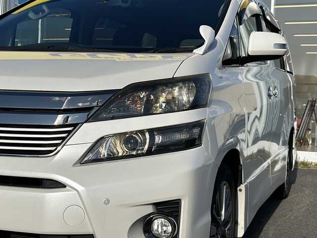 トヨタ ヴェルファイア 2．4Z ゴールデンアイズⅡ 福島県 2014(平26)年 10.3万km ホワイトパールクリスタルシャイン （株）IDOMが運営する【じしゃロンいわき店】の/自社ローン専用車両になります。/こちらは現金またはオートローンご利用時の価格です。/自社ローンご希望の方は別途その旨お申し付けください//メモリナビ/フルセグテレビ/バックカメラ/オットマン/クルーズコントロール/プッシュスタート/片側パワースライドドア/パワーバックドア/イージークローザー/ETC/HID