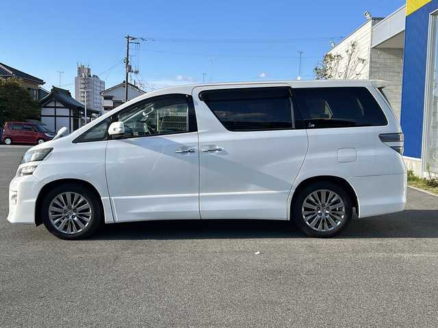トヨタ ヴェルファイア 2．4Z ゴールデンアイズⅡ 福島県 2014(平26)年 10.3万km ホワイトパールクリスタルシャイン （株）IDOMが運営する【じしゃロンいわき店】の/自社ローン専用車両になります。/こちらは現金またはオートローンご利用時の価格です。/自社ローンご希望の方は別途その旨お申し付けください//メモリナビ/フルセグテレビ/バックカメラ/オットマン/クルーズコントロール/プッシュスタート/片側パワースライドドア/パワーバックドア/イージークローザー/ETC/HID