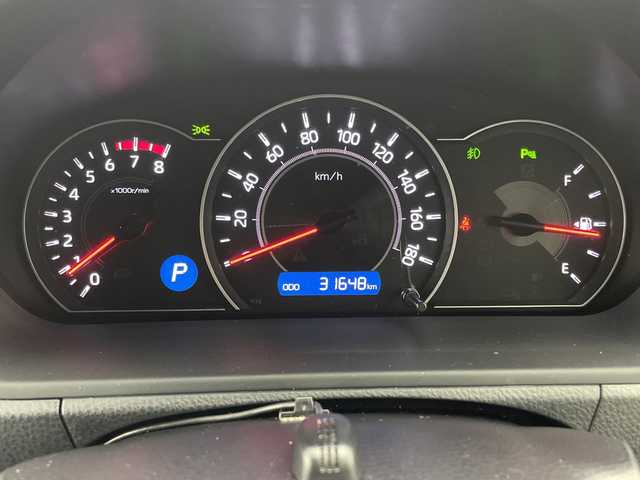 トヨタ ヴォクシー ZS 煌Ⅲ 新潟県 2021(令3)年 3.2万km ホワイトパールクリスタルシャイン トヨタセーフティセンス/純正10インチSDナビ/　　CD/DVD/AM/FM/フルセグ/BT/HDMI/USB/バックモニター/クルーズコントロール/両側パワースライドドア/LEDオートライト/オートマチックハイビーム/ハーフレザーシート/純正16インチアルミホイール付/アイドリングストップ/リアオートエアコン/純正フロアマット/リアサンシェード/デジタルインナーミラー/スペアキー/スマートキー/ETC2.０