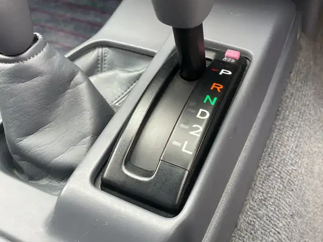 トヨタ ハイラックス スポーツピック Wキャブ ワイド 千葉県 2003(平15)年 10.5万km 緑／シルバー ナビ　バックカメラ　ミラードラレコ　ＥＴＣ　ナルディハンドル【純正積込】　キーレス　リストアップサス　社外１５インチＡＷ　ダブルキャブ　４ＷＤ　フロアマット　ドアバイザー　パワーウィンドウ