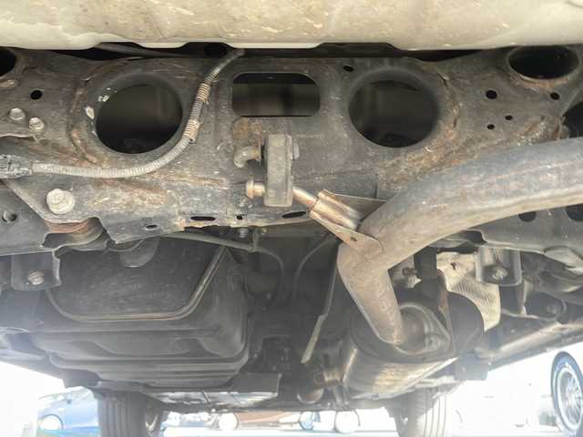 トヨタ ハリアー エレガンス 愛知県 2015(平27)年 17万km ブラック ワンオーナー/純正SDナビ/【フルセグ・DVD再生可・CD・Bluetooth】/バックカメラ/サンルーフ/ビルトインETC/前後ドライブレコーダー/運転席パワーシート/クルーズコントロール/横滑り防止機能/ステアリングスイッチ/電動格納ミラー/ウィンカーミラー/プッシュスタート/スマートキー/スペアキーあり/フォグランプ/新車保証書/取扱説明書