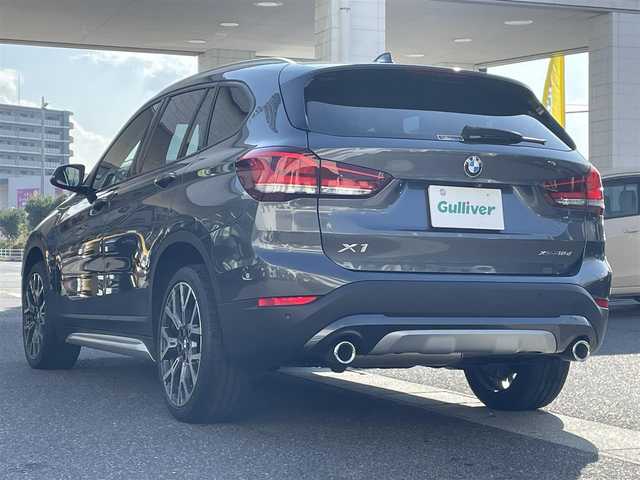 ＢＭＷ Ｘ１ xDrive 18d xライン 岡山県 2019(令1)年 5.7万km ミネラルグレー 登録時走行距離56595キロ/純正10.25インチナビ/AM/FM/Bluetooth/TV/インテリジェントセーフテイ/・アクティブクルーズコントロール/・衝突回避ブレーキ/・前車接近警告機能/コーナーセンサー/バックカメラ/電動リアゲート/シートヒーター/パワーシート/純正１９インチAW/LEDヘッドライト/プッシュスタート/スマートキー/ETC