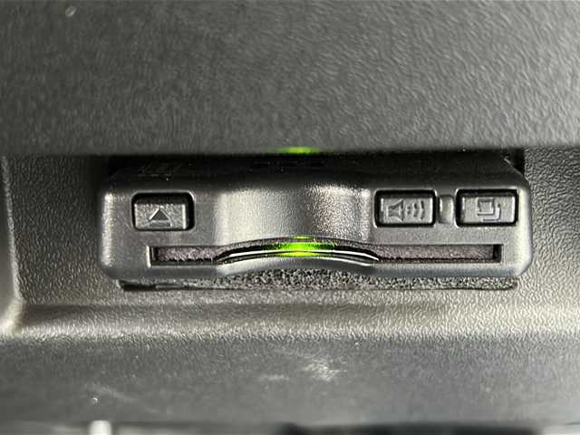 スズキ ジムニー XC 広島県 2021(令3)年 3.2万km ブルーイッシュブラックパール3 禁煙/社外グリル/ルーフキャリア/スズキセーフティサポート/・デュアルブレーキサポート/・ハイビームアシスト/・車線逸脱警報/クルーズコントロール/純正ディスプレイオーディオ（PVH-9300DVSZS）/・CD/DVD/Bluetooth/USB/革巻きステアリング/ステアリングスイッチ/オートライト/ヘッドランプウォッシャー/革調シートカバー/シートヒーター/LEDヘッドライト/フォグランプ/スマートキー/プッシュスタート/ETC/純正ドライブレコーダー/マッドフラップ