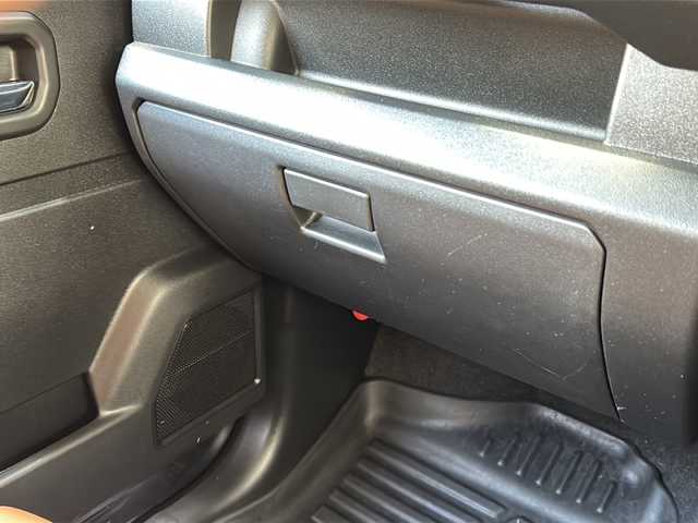 スズキ ジムニー XC 広島県 2021(令3)年 3.2万km ブルーイッシュブラックパール3 禁煙/社外グリル/ルーフキャリア/スズキセーフティサポート/・デュアルブレーキサポート/・ハイビームアシスト/・車線逸脱警報/クルーズコントロール/純正ディスプレイオーディオ（PVH-9300DVSZS）/・CD/DVD/Bluetooth/USB/革巻きステアリング/ステアリングスイッチ/オートライト/ヘッドランプウォッシャー/革調シートカバー/シートヒーター/LEDヘッドライト/フォグランプ/スマートキー/プッシュスタート/ETC/純正ドライブレコーダー/マッドフラップ