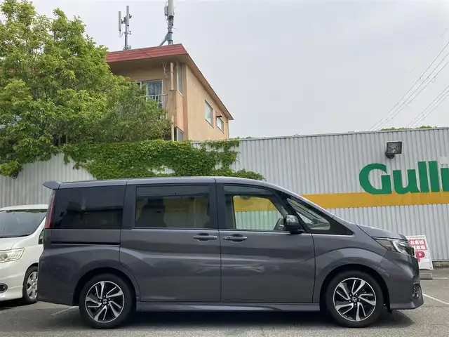 ホンダ ステップワゴン スパーダ クルスピセンシング 兵庫県 2021(令3)年 2.2万km モダンスティールM 純正メモリーナビ/Bluetooth/バックカメラ/フルセグ/ＤＶＤ再生可能/純正フロアマット/純正アルミホイール/ワンオーナー/保証書/取扱説明書/ＥＴＣ2.0/ドライブレコーダー/スマートキー/両側パワースライドドア/シートヒーター/クルーズコントロール（追尾あり）/ステアリングスイッチ/ドアバイザー/ワクワクゲート/電動格納ミラー