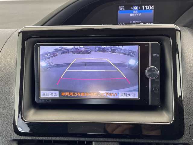 トヨタ ヴォクシー ハイブリッド V 栃木県 2014(平26)年 11.7万km ブラック 純正ナビ/(CD/DVD/フルセグTV/Bluetooth/MSV)/バックカメラ/ETC/片側パワースライドドア/シートヒーター/オートライト/LEDヘッドライト/フロントフォグ/スマートキー×2/プッシュスタート/ステアリングスイッチ/純正AW/純正フロアマット