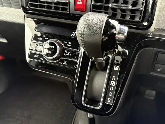 ダイハツ タント カスタム RS 大分県 2019(令1)年 5.1万km ブラックマイカメタリック/シャイニングホワイトパール ・純正SDナビ(CD/DVD/SD/BT/USB)/・全方位カメラ/・フルセグテレビ/・レーダークルーズコントロール/・両側パワースライド/・スマートアシスト/・スーパーロングスライド/・シートヒーター/・ETC/・ドライブレコーダー/・純正アルミホイール
