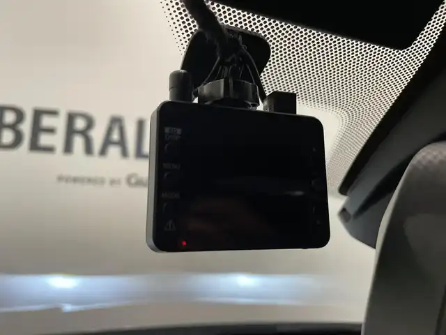 ＢＭＷ Ｘ２ sDrive18i MスポーツX 熊本県 2022(令4)年 2.4万km アルピンホワイトⅢ 純正HDDナビ（Bluetooth、AUX）/バックカメラ/コーナーセンサー/ハーフレザーシート/純正19インチアルミホイール/LEDヘッドライト/インテリジェントセーフティ/ミラー一体型ETC/ドライブレコーダー