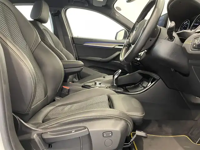 ＢＭＷ Ｘ２ sDrive18i MスポーツX 熊本県 2022(令4)年 2.4万km アルピンホワイトⅢ 純正HDDナビ（Bluetooth、AUX）/バックカメラ/コーナーセンサー/ハーフレザーシート/純正19インチアルミホイール/LEDヘッドライト/インテリジェントセーフティ/ミラー一体型ETC/ドライブレコーダー