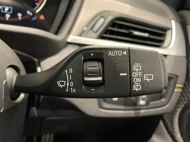 ＢＭＷ Ｘ２ sDrive18i MスポーツX 熊本県 2022(令4)年 2.4万km アルピンホワイトⅢ 純正HDDナビ（Bluetooth、AUX）/バックカメラ/コーナーセンサー/ハーフレザーシート/純正19インチアルミホイール/LEDヘッドライト/インテリジェントセーフティ/ミラー一体型ETC/ドライブレコーダー