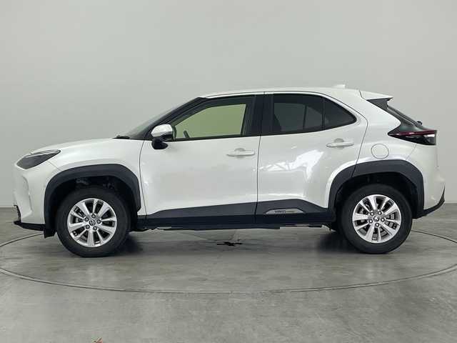 トヨタ ヤリスクロス ハイブリッド G 群馬県 2020(令2)年 3.9万km ホワイトパールクリスタルシャイン 純正９型メモリディスプレイナビ　全周囲カメラ　ＥＴＣ２．０　ＢＳＭ　禁煙車　ステアリングヒーター　ＬＥＤヘッドライト　パーキングアシスト　スマートキー　オートライト　レーンキープアシスト　シートヒータ